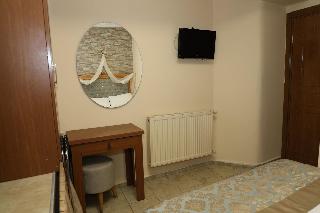 Sea House Suites