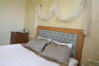 Sea House Suites