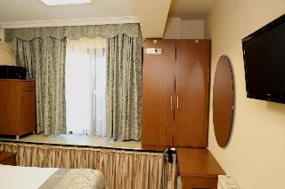 Sea House Suites