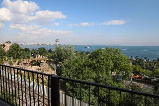 Sea House Suites