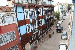 Sea House Suites