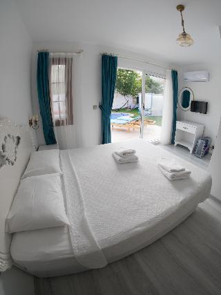 Bugra Alacati - Adults Only