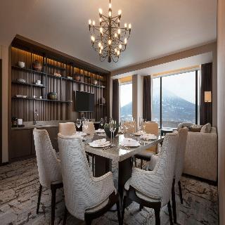 Room Room