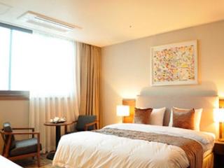 Hyunjin Tourist Hotel