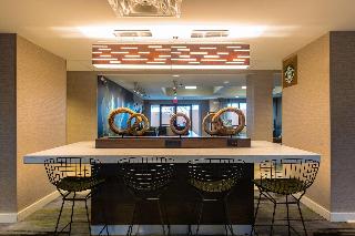 Courtyard By Marriott Nashville At Opryland