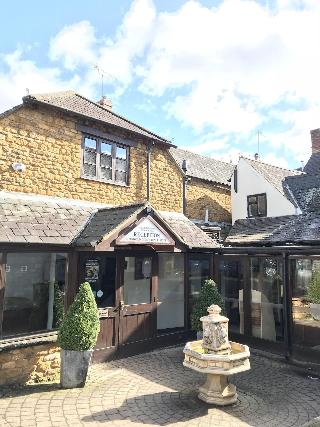Deddington Arms