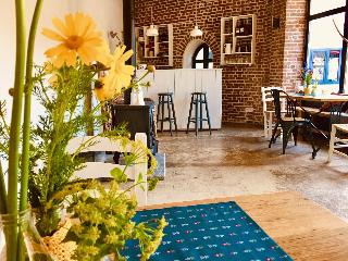 Attalos Suites Hotel