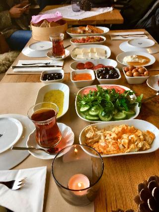 Attalos Suites Hotel