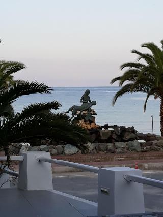Blue Harmony Hotel