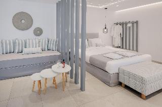Crystal Mare Suites