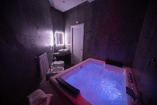 Gallery Suite Naples