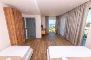 Room Room