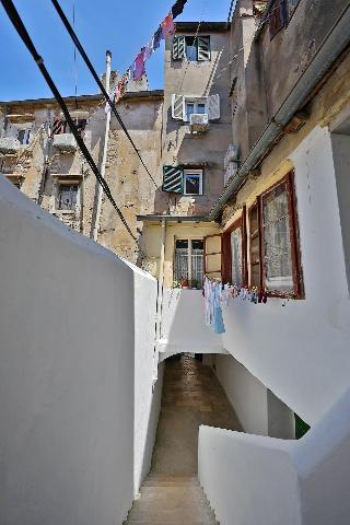 Pyrotima Apartments