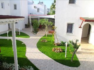 Canna Garden Hotel