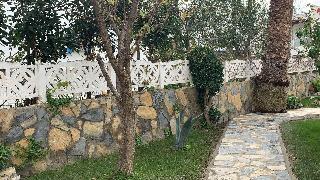 Canna Garden Hotel