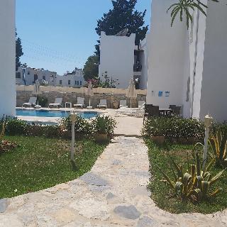 Canna Garden Hotel