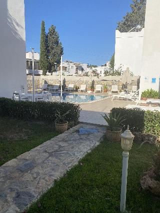 Canna Garden Hotel