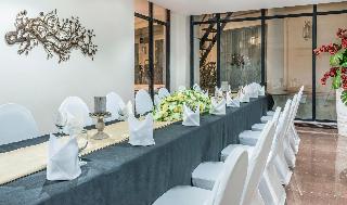 Marcian Garden Hotel