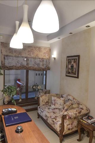 Hotel Ema