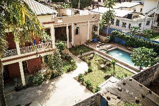 Somewhere Nice - Hostel