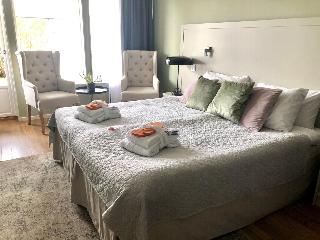 Room Room