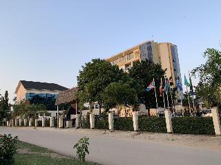 Tanga Beach Resort & Spa