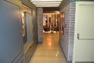 Hotel Zade