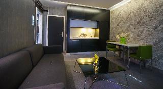 Vernazza Suites