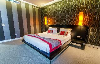 Vernazza Suites
