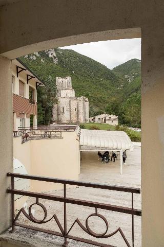 Hotel Terme Di Frasassi