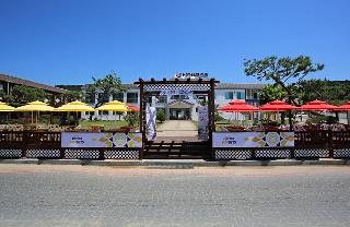 Manripo Hotel