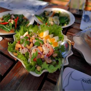 Rai Saeng Arun Resort