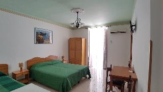 Room Room