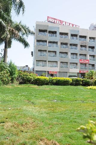 Apaar Hotel