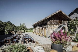 Hotel Historischer Dorfgasthof Hirsch