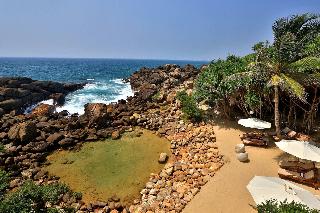 Thaproban Pavilion Waves Unawatuna