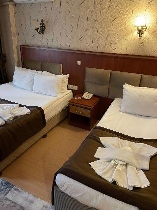 Hermanos Hotel