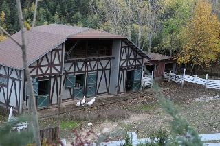 Vasilikia Mountain Farm & Retreat