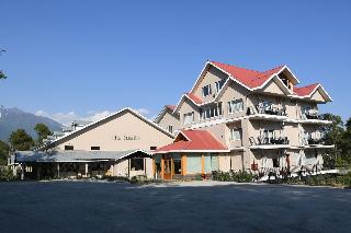 Mastiff Villa Camellia by OTHPL