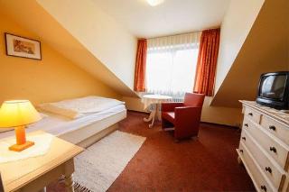 Room Room