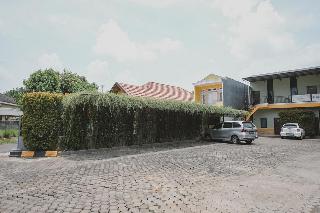 Formerly RedDoorz Syariah near Tugu Juang Jambi 2