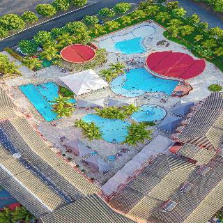 Lagoa Quente Hotel