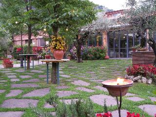 Al Poggio Di Casalucense