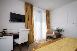 Room Room