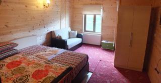 Yedigoller Hotel & Restaurant