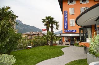 Hotel Shangri-La