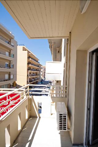 Kronos Hotel