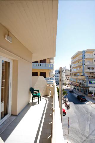 Kronos Hotel