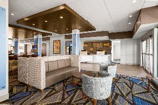 Holiday Inn Express & Suites Sanford