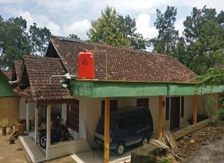 Wahyu Homestay by ZUZU
